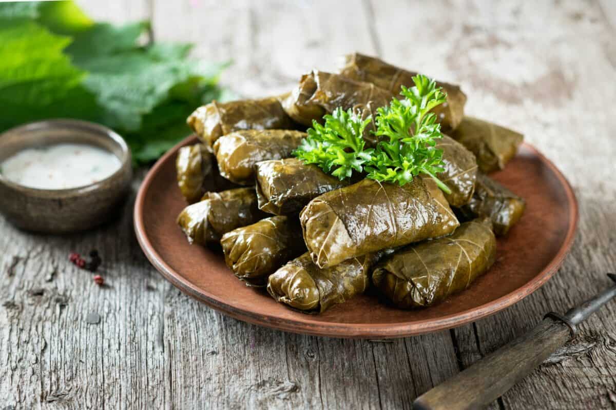 Dolma avec sauce